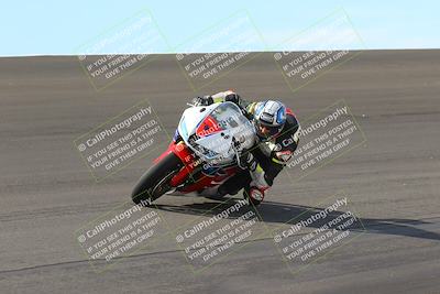 media/Nov-05-2022-SoCal Trackdays (Sat) [[f8d9b725ab]]/Bowl (1145am)/